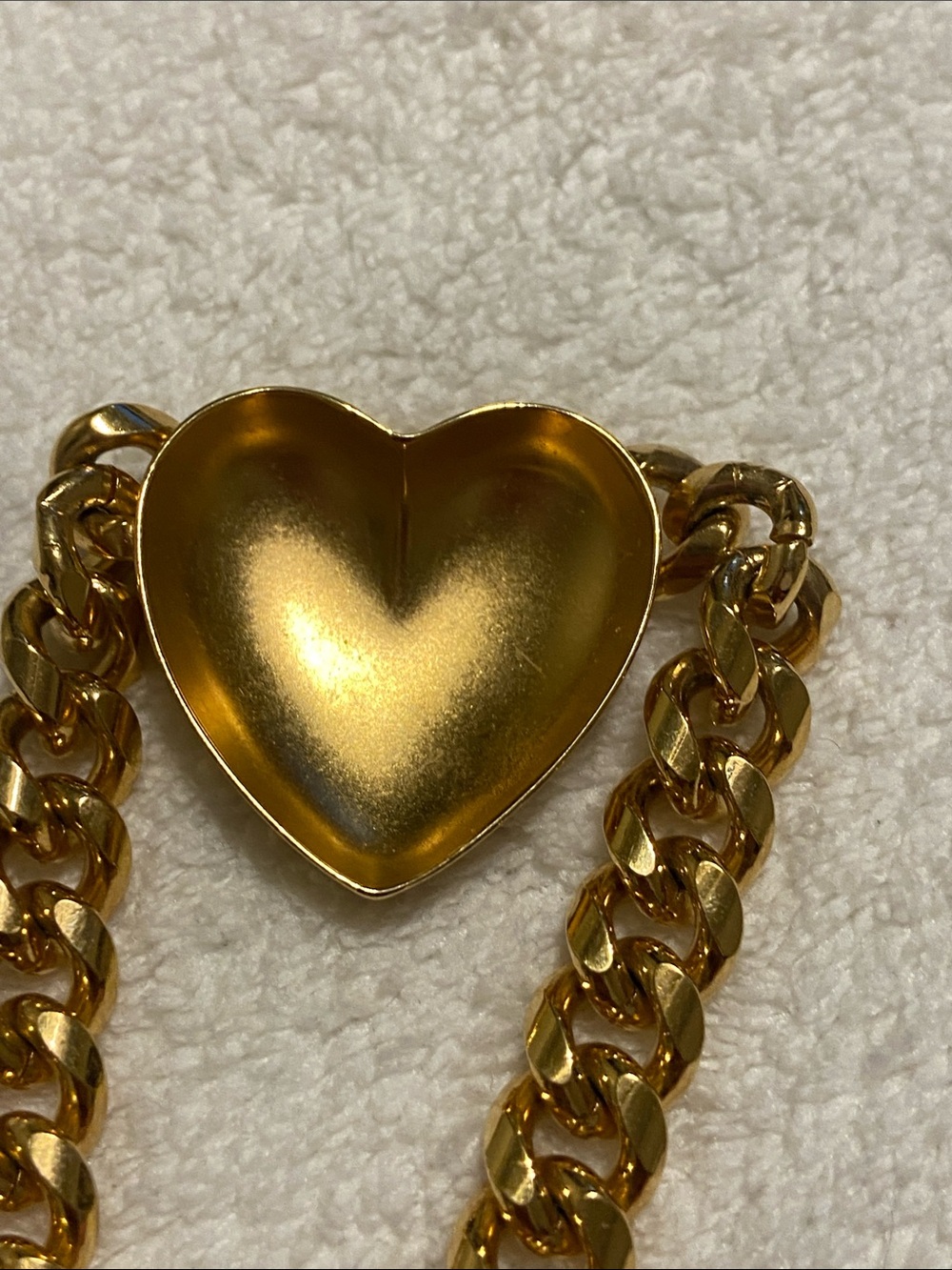 Gold Heart Pendant Chunky Chain Necklace - Women Jewelry - Picture 7 of 7
